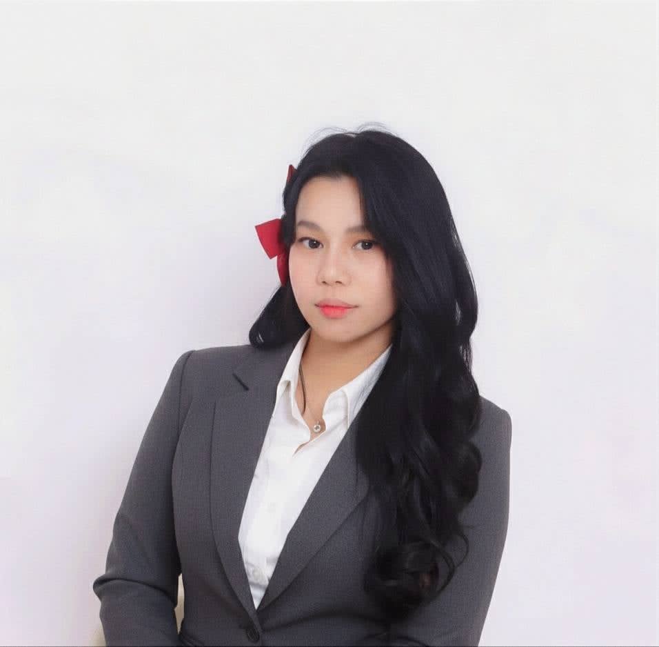 Rochelle Navarro, Executive Virtual Assistant